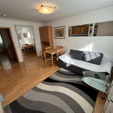 Ruhige Geraeumige Wohnung Pforzheim Esterno foto