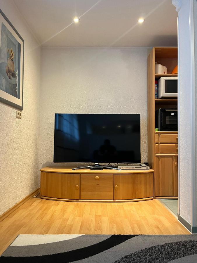 Ruhige Geraeumige Wohnung Pforzheim Esterno foto